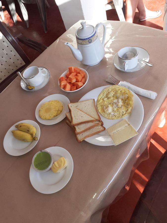 Pearl Holiday Inn Mirissa Eksteriør billede